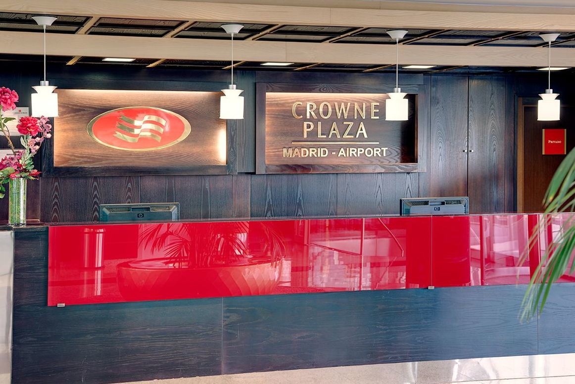 Hotel Crowne Plaza Madrid Airport Esterno foto